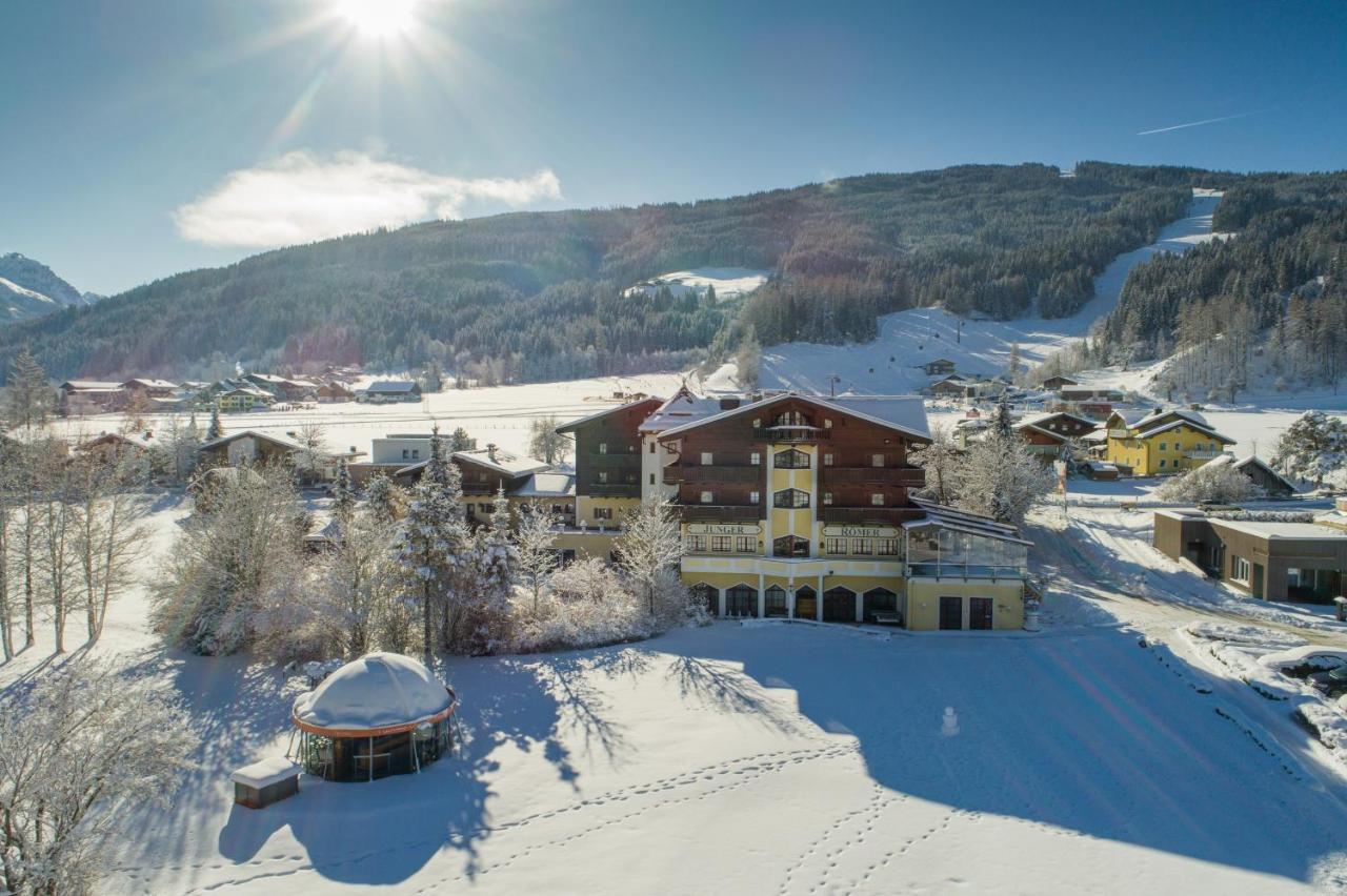 Hotel Zum Jungen Romer Radstadt Luaran gambar