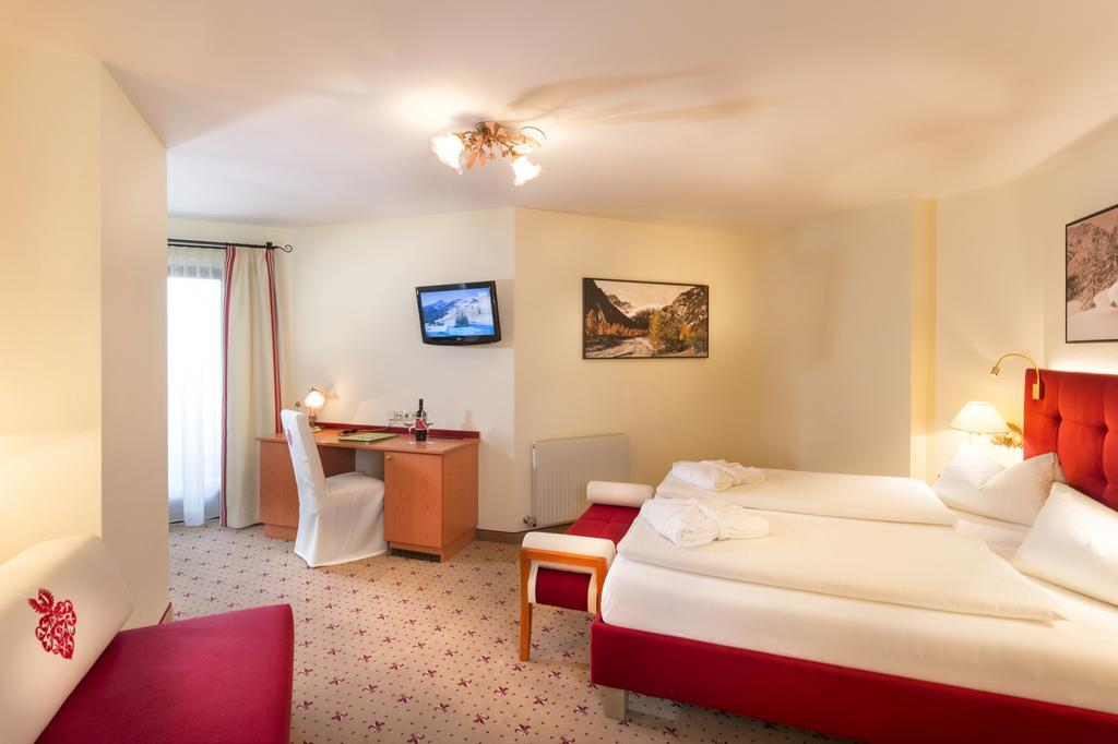 Hotel Zum Jungen Roemer Radstadt Bilik gambar