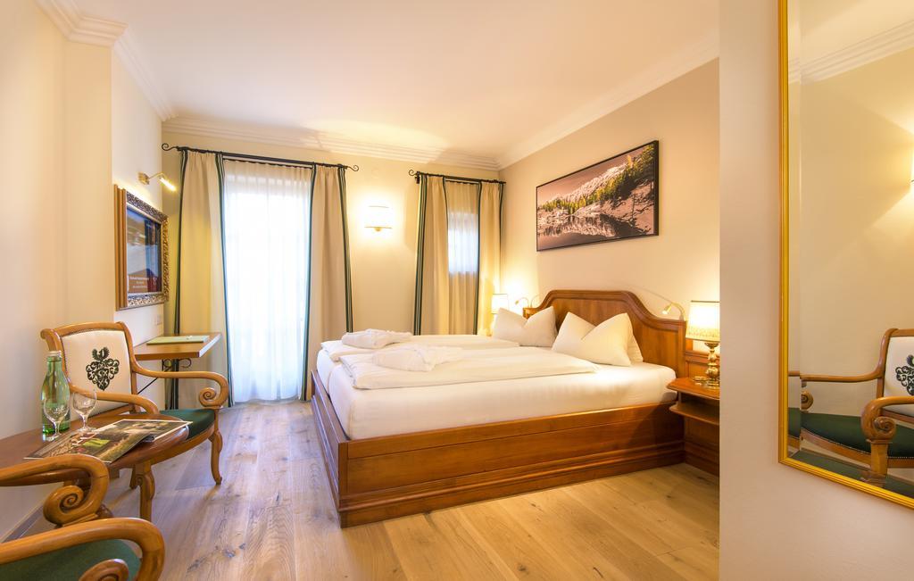 Hotel Zum Jungen Roemer Radstadt Bilik gambar